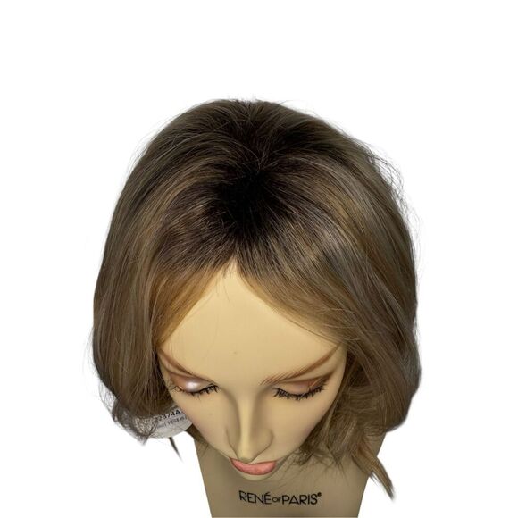 13” Short Strawberry Blond Light Brown Synthetic Bob Wig NEW - Picture 2 of 6